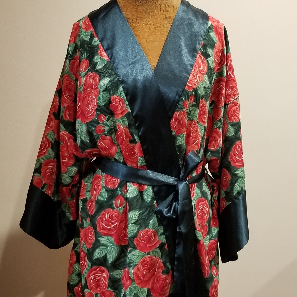 Victoria's secret robe